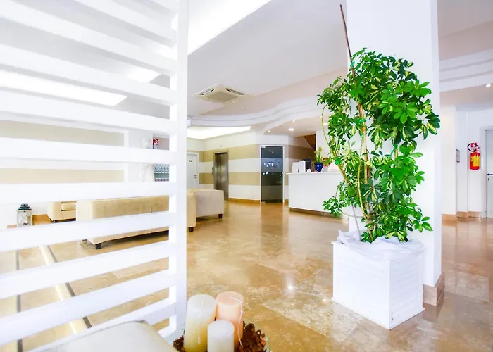 Hotel Aqua 3* كاتوليكا