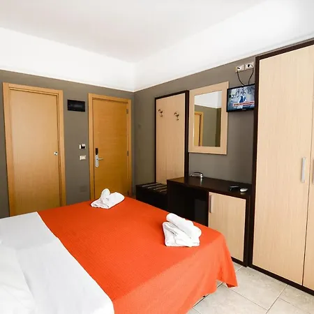 Hotel Aqua 3* Cattolica